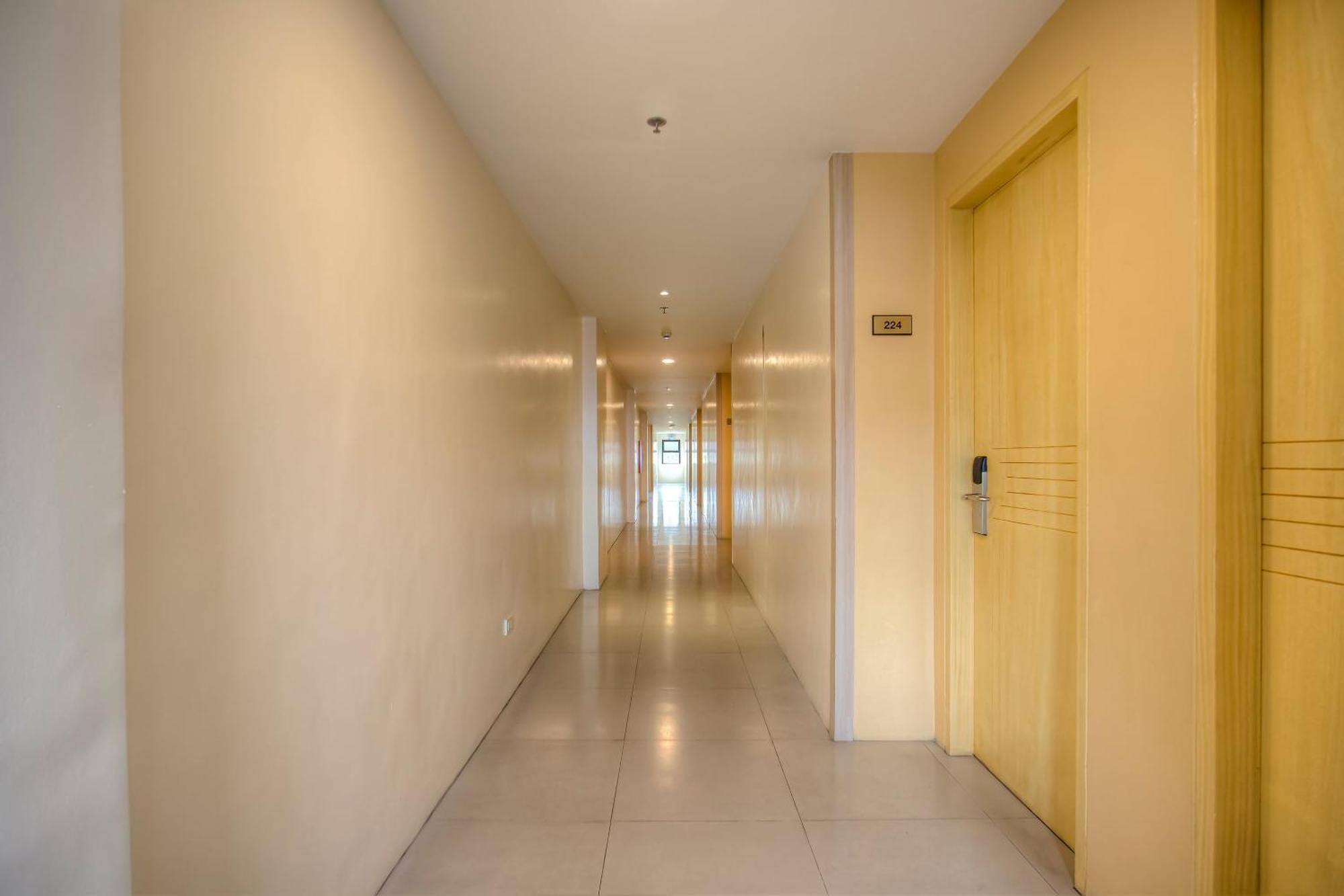 Capital O 827 Speciale Hotel Rosario  المظهر الخارجي الصورة