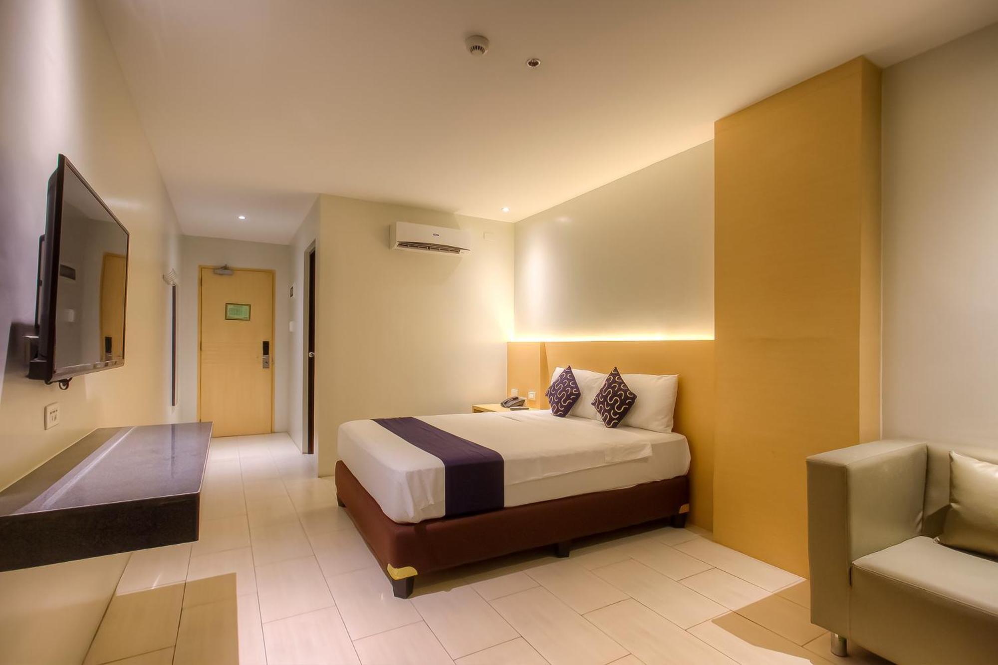Capital O 827 Speciale Hotel Rosario  المظهر الخارجي الصورة