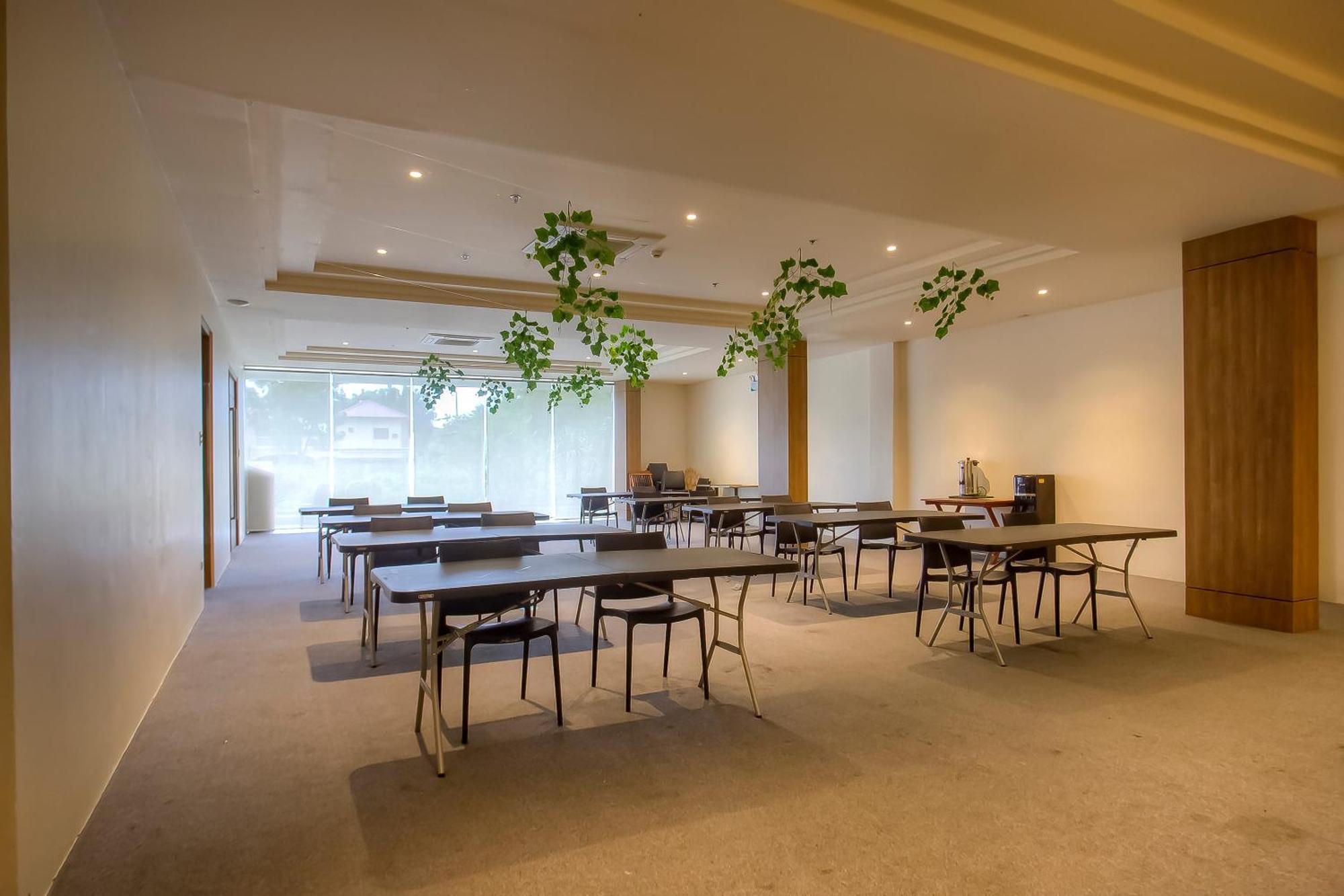 Capital O 827 Speciale Hotel Rosario  المظهر الخارجي الصورة