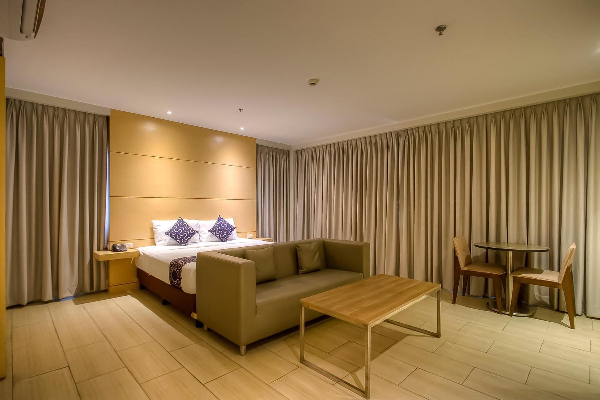 Capital O 827 Speciale Hotel Rosario  المظهر الخارجي الصورة
